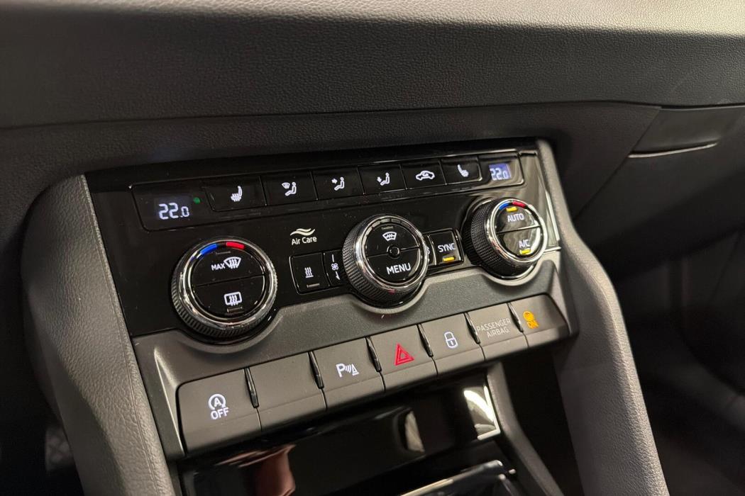SKODA Karoq 2027