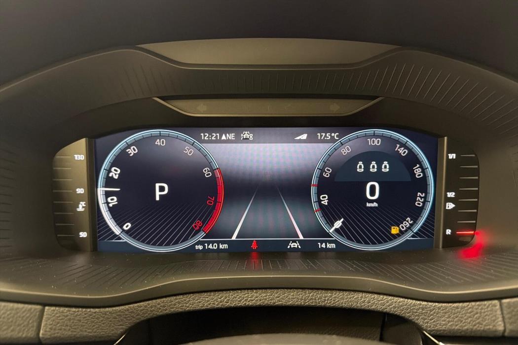 SKODA Karoq 2027