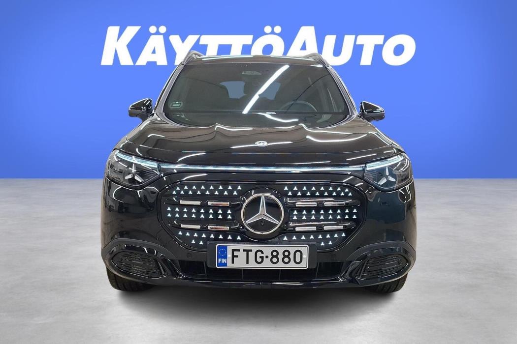 MERCEDES-BENZ GLB 2026