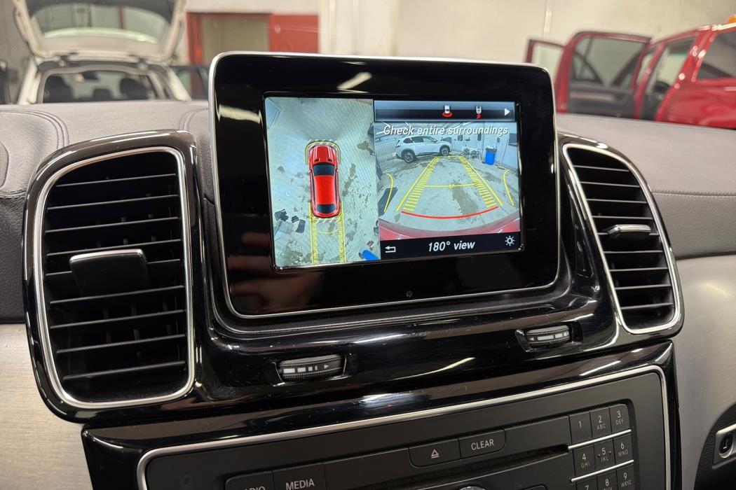 MERCEDES-BENZ GLE 2016