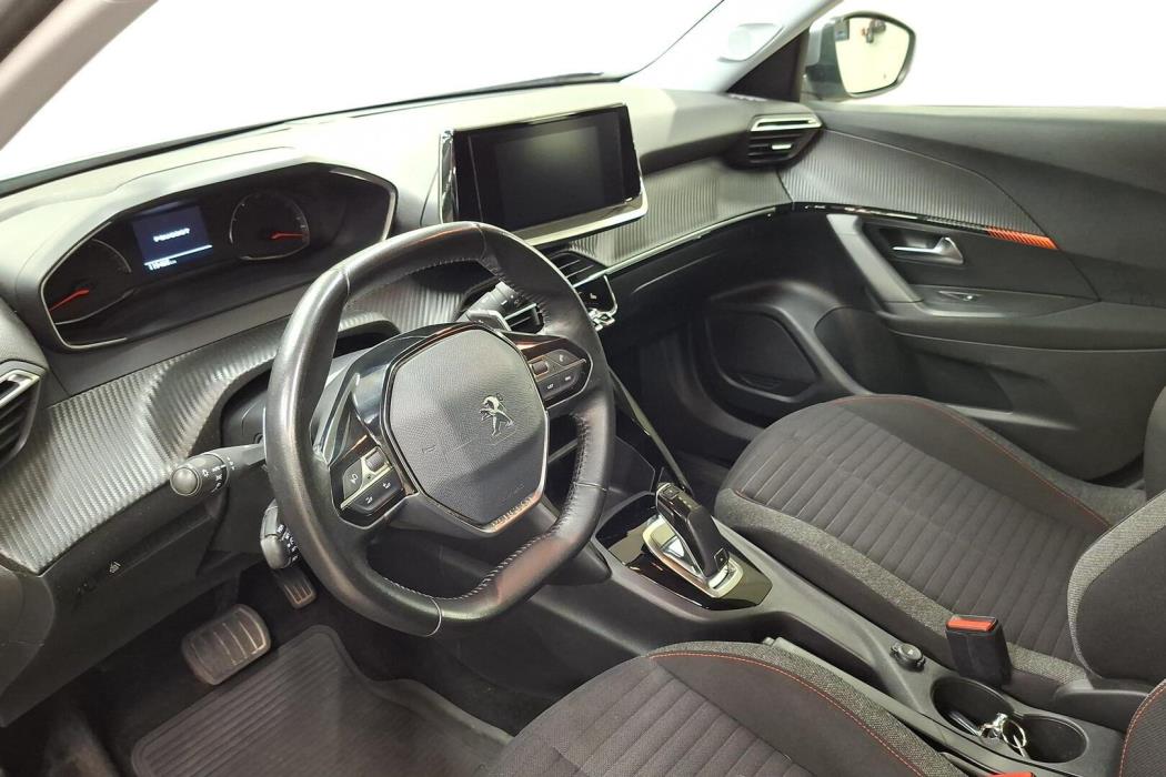 PEUGEOT 2008 2020