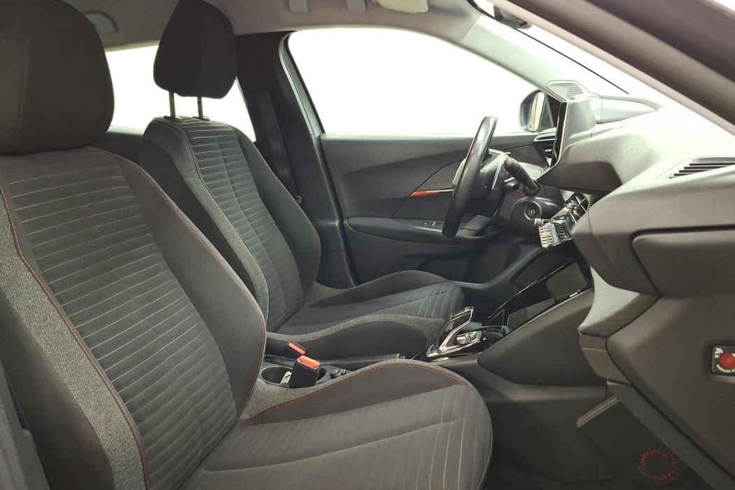 PEUGEOT 2008 2020
