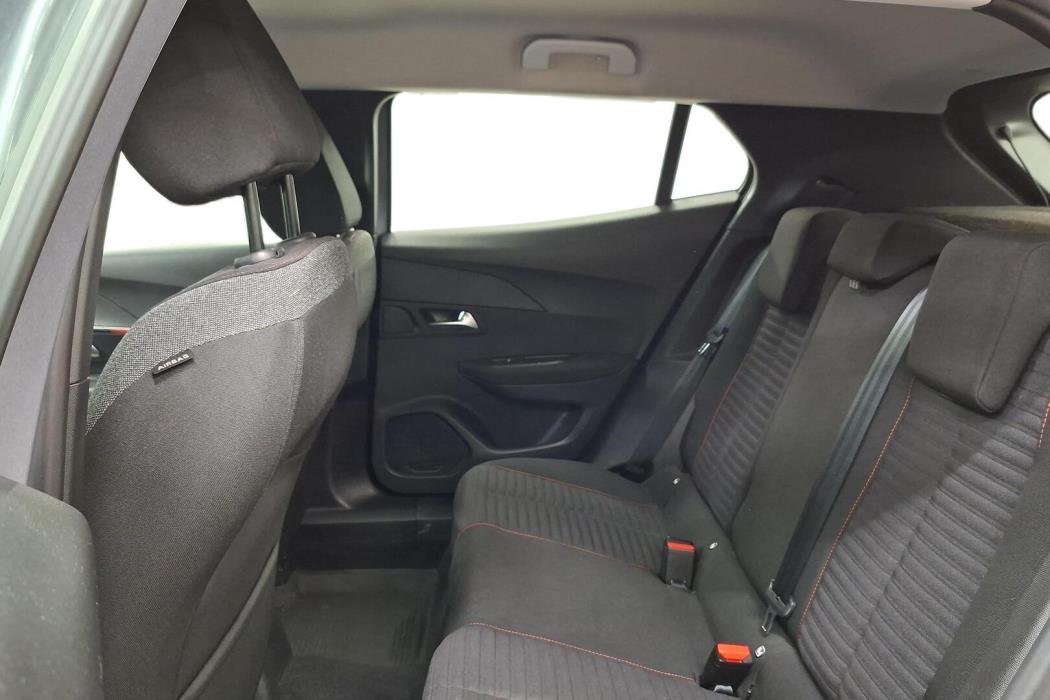 PEUGEOT 2008 2020