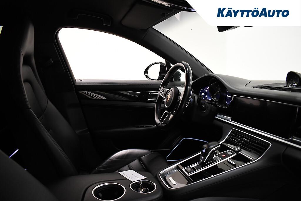 PORSCHE Panamera 2019