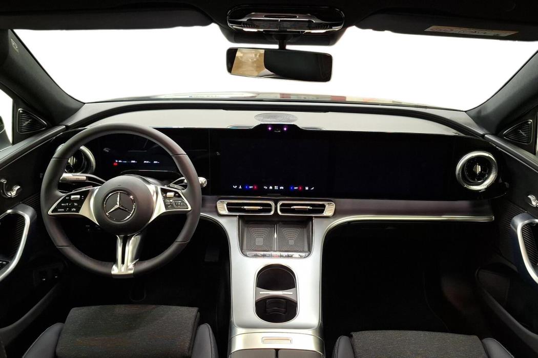 MERCEDES-BENZ C 2026