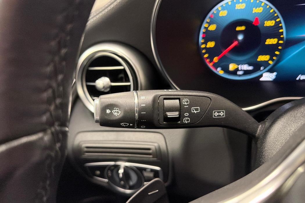 MERCEDES-BENZ GLC 2019
