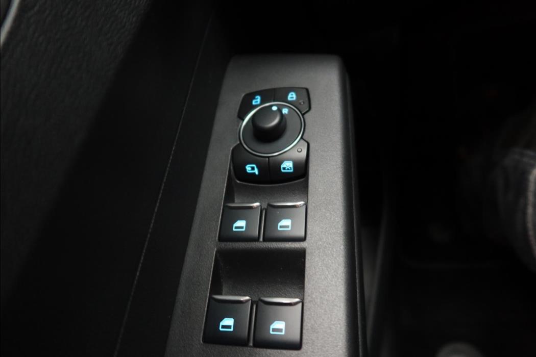 FORD Tourneo Courier 2025