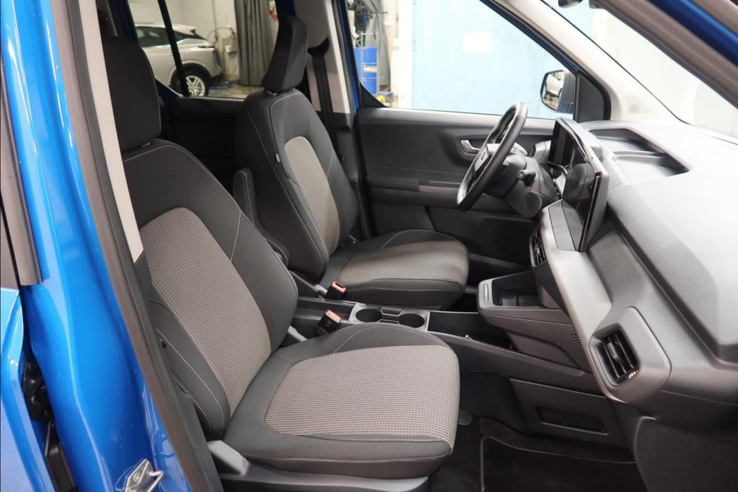 FORD Tourneo Courier 2025