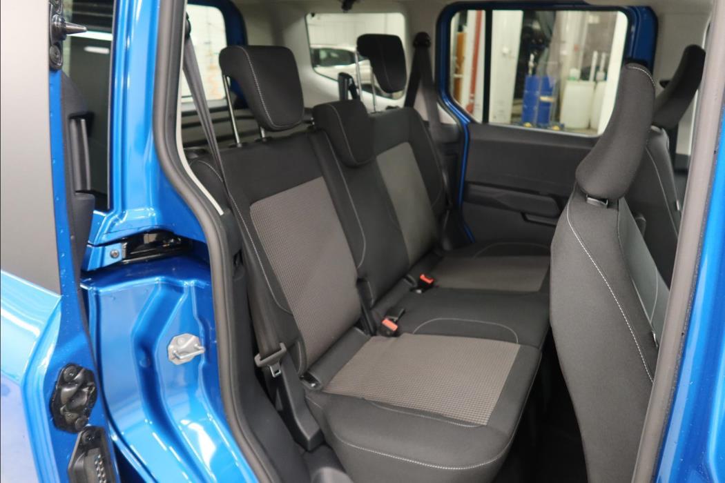 FORD Tourneo Courier 2025