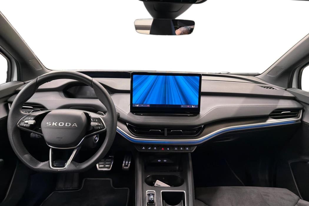 SKODA Enyaq 2025