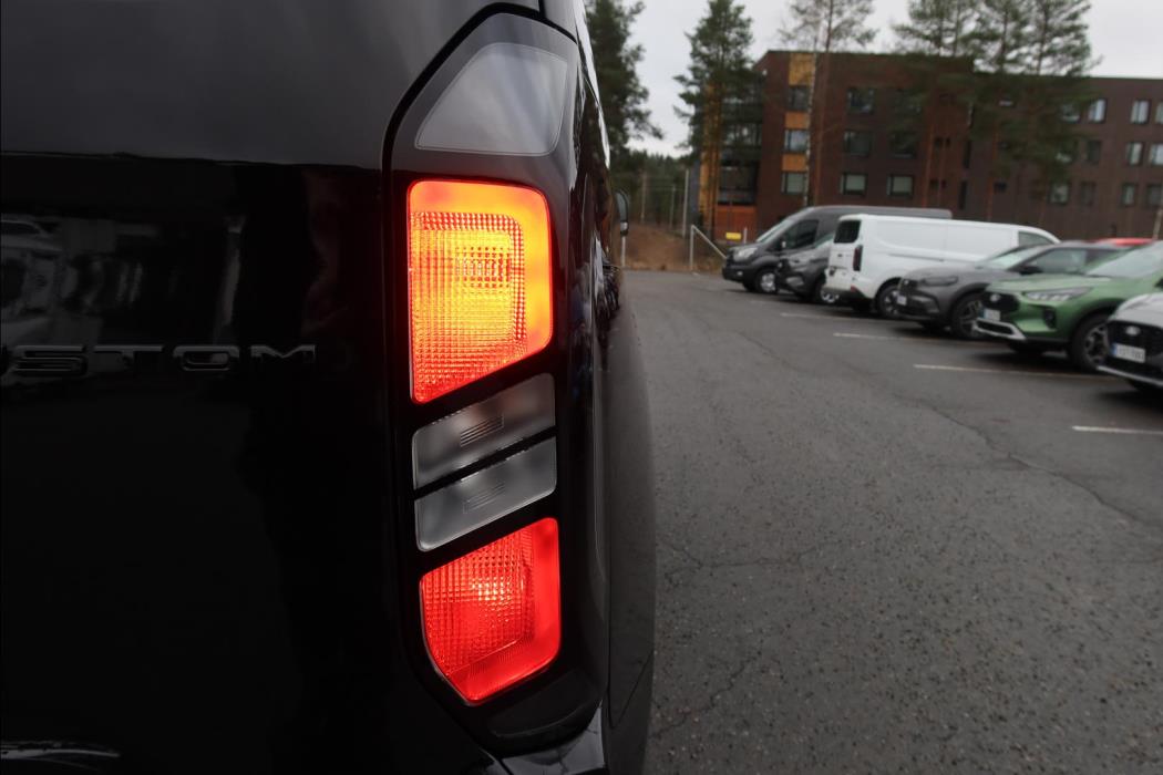 Ford Transit Custom 2025