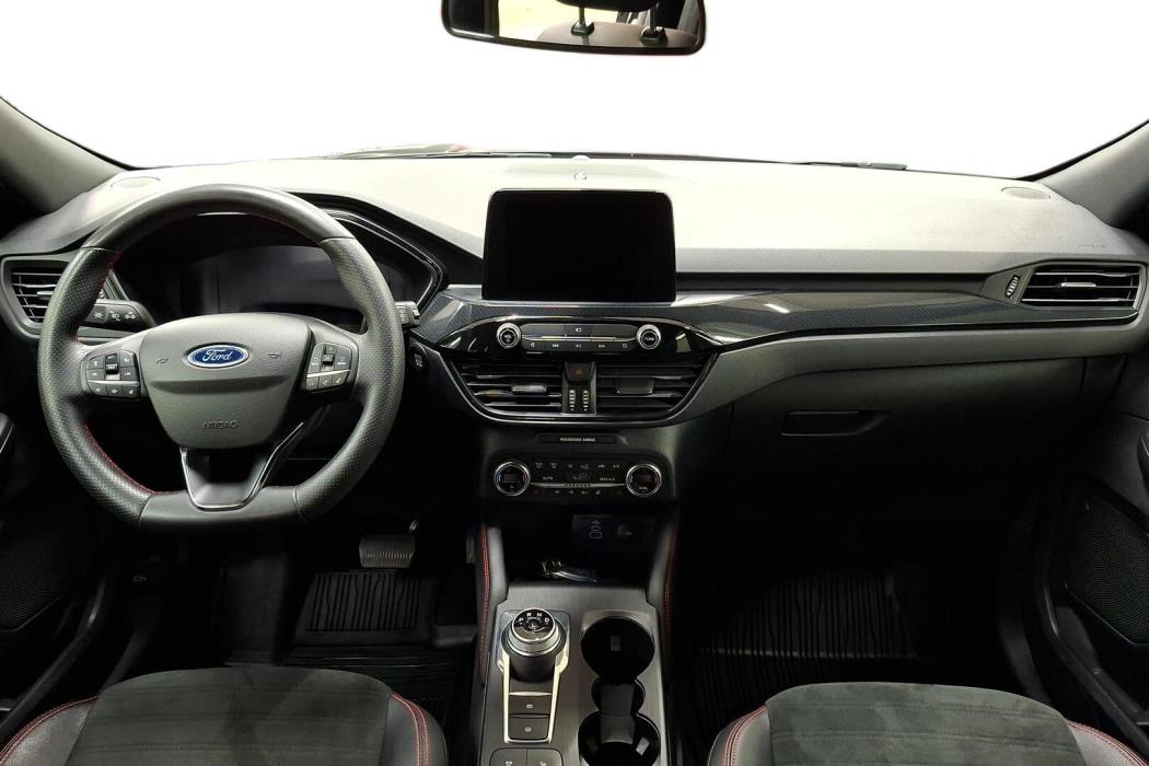 FORD Kuga 2023