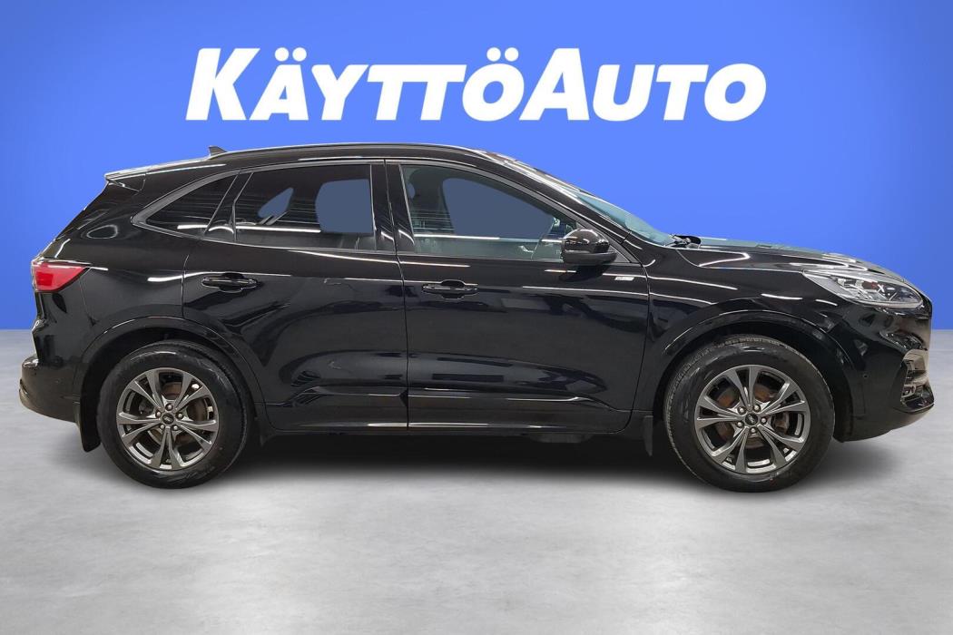 FORD Kuga 2023