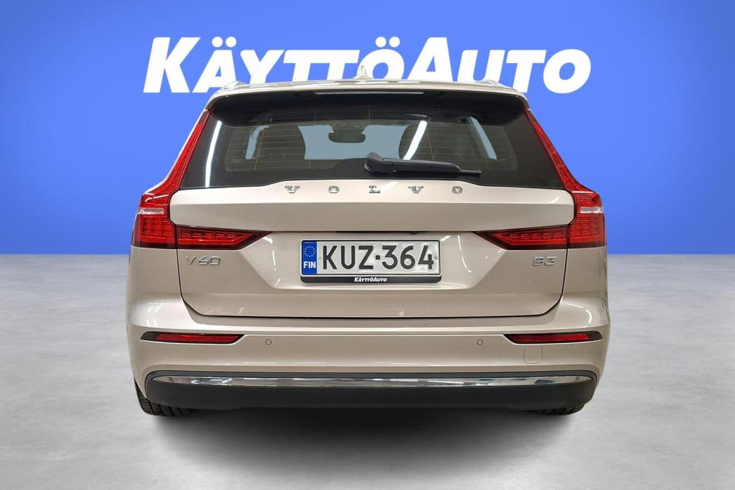 VOLVO V60 2022