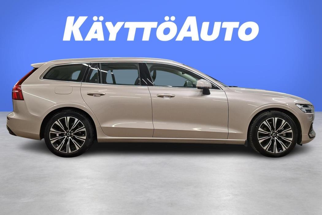 VOLVO V60 2022