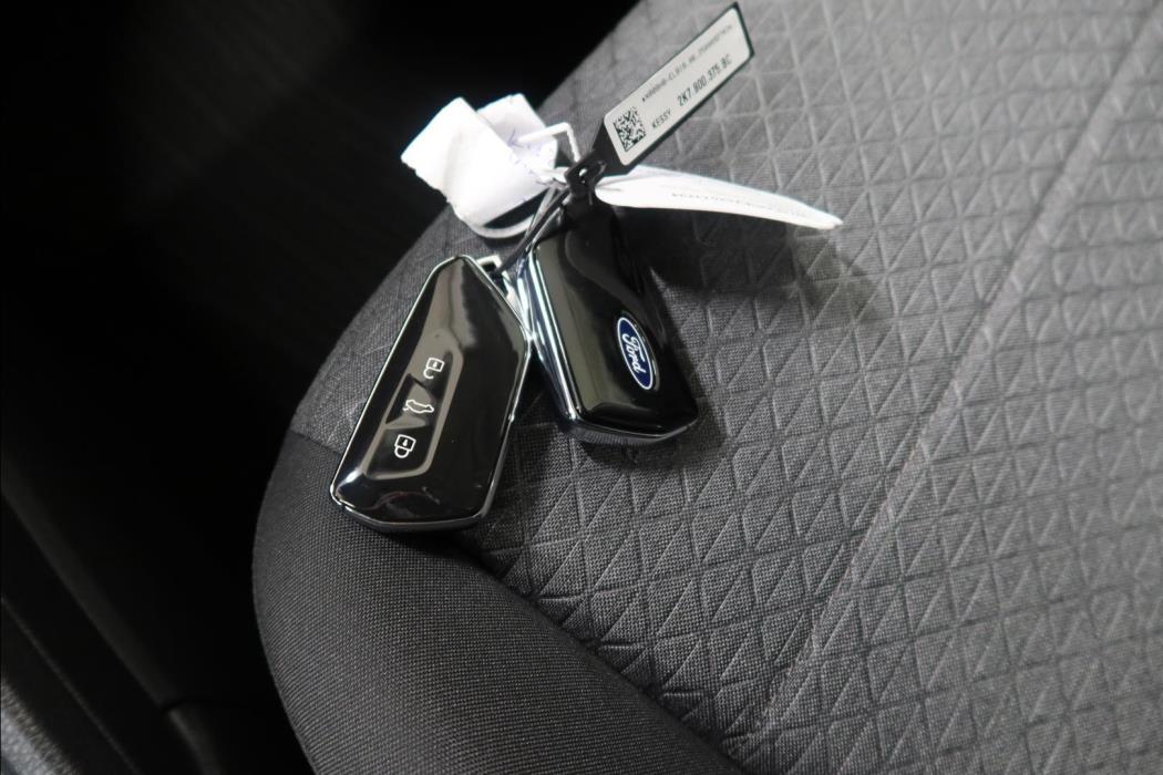 FORD Grand Tourneo Connect 2025