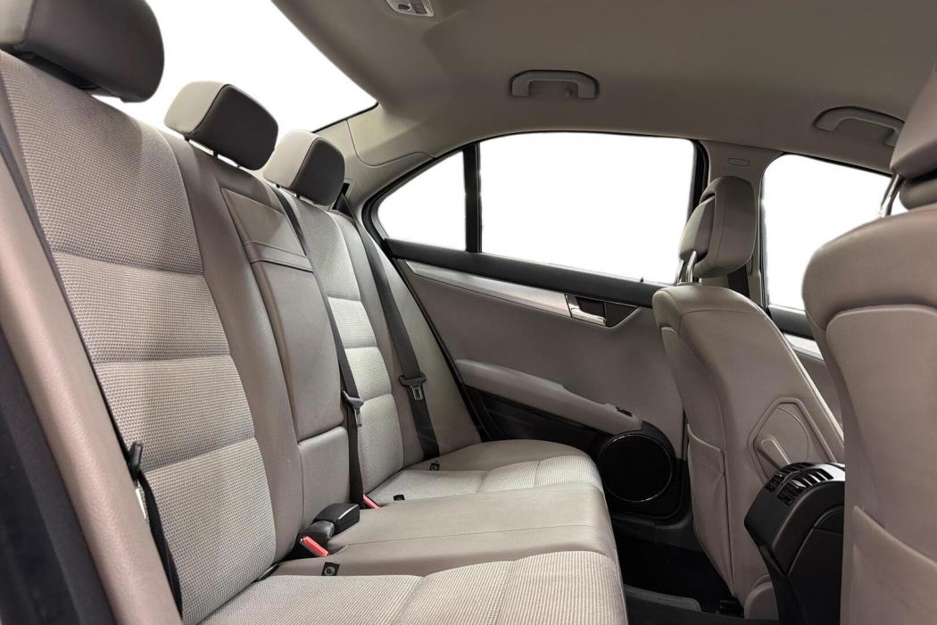 MERCEDES-BENZ C 2008