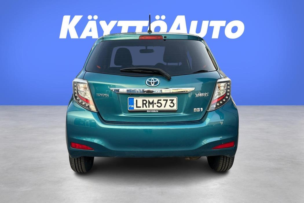 TOYOTA Yaris 2012