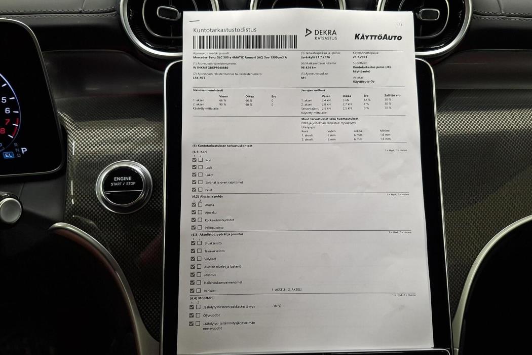 MERCEDES-BENZ GLC 2023