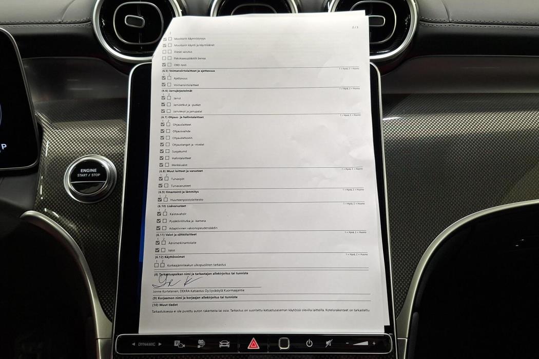 MERCEDES-BENZ GLC 2023