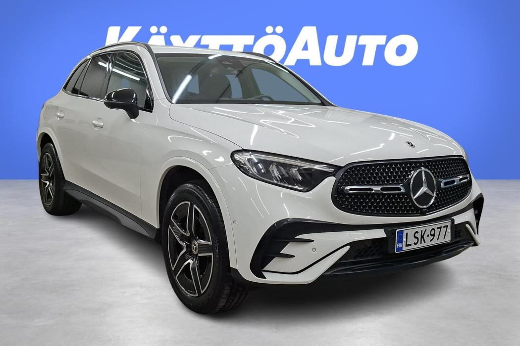 MERCEDES-BENZ GLC 2023