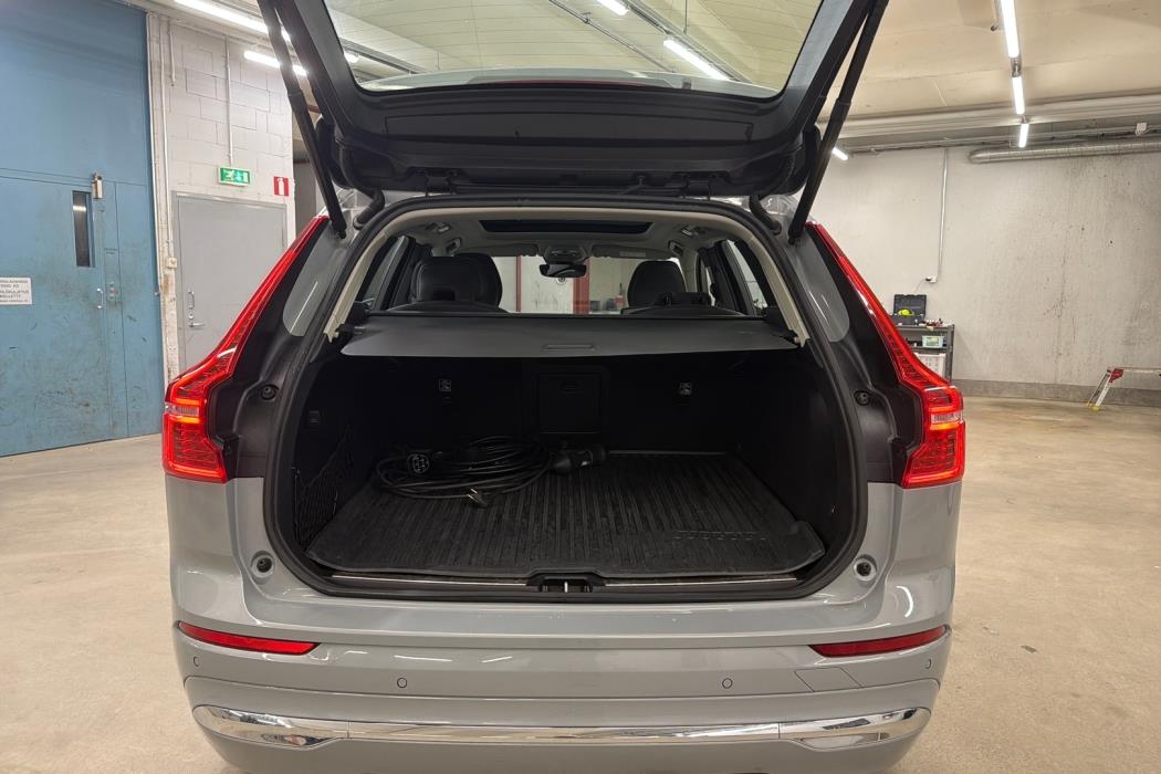 VOLVO XC60 2024