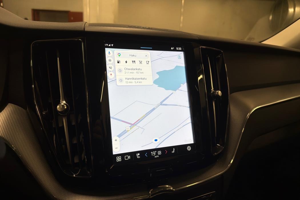 VOLVO XC60 2024