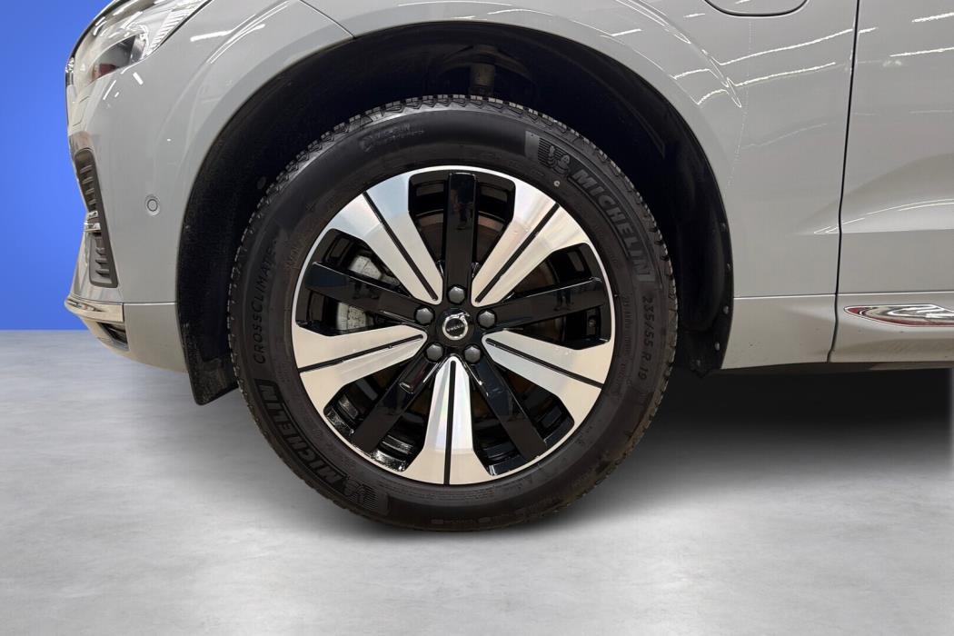 VOLVO XC60 2024