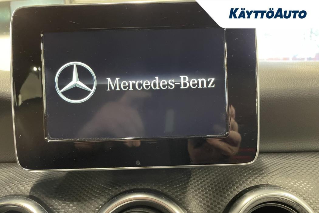 MERCEDES-BENZ A 2018