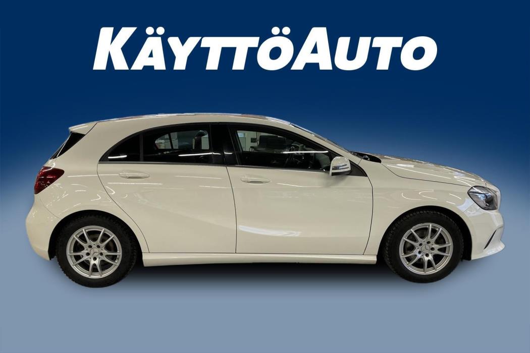 MERCEDES-BENZ A 2018