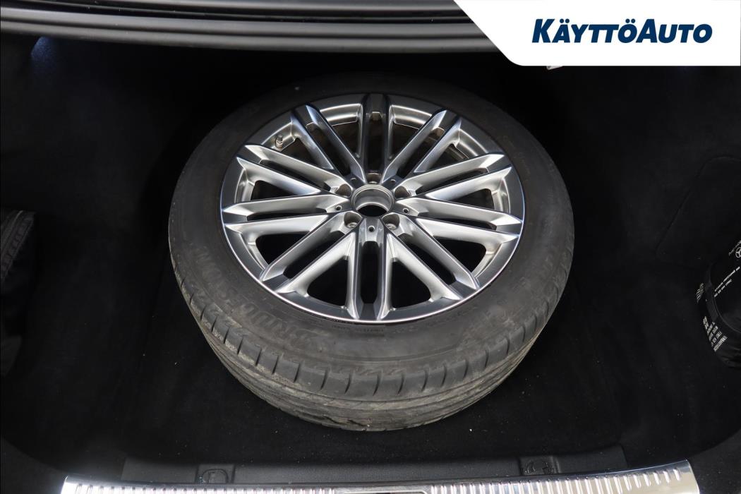 Mercedes-Benz S 2023