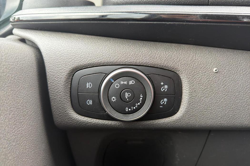 FORD Tourneo Custom 2023