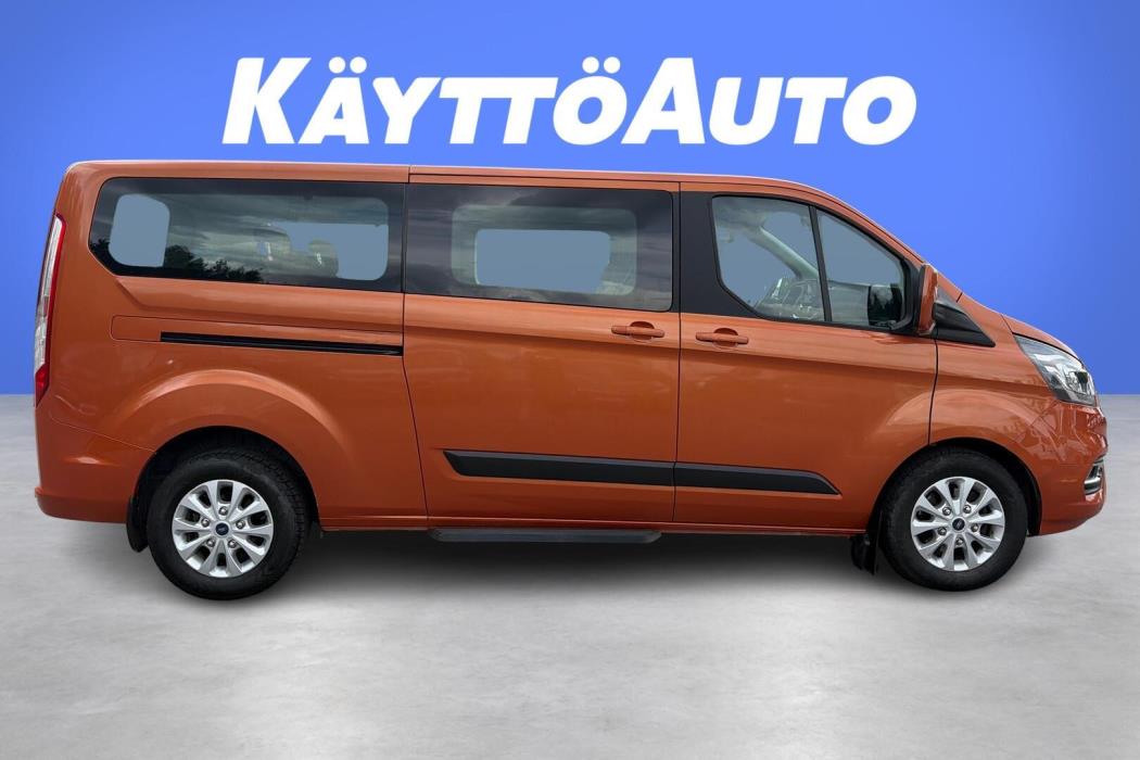 FORD Tourneo Custom 2023