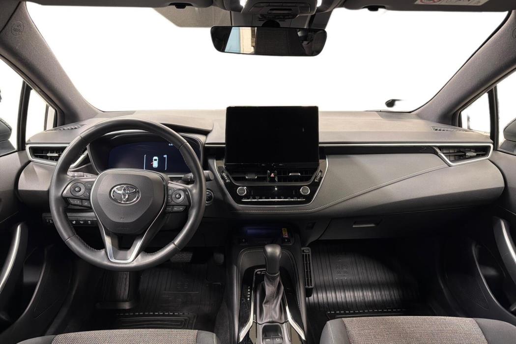 TOYOTA Corolla 2025