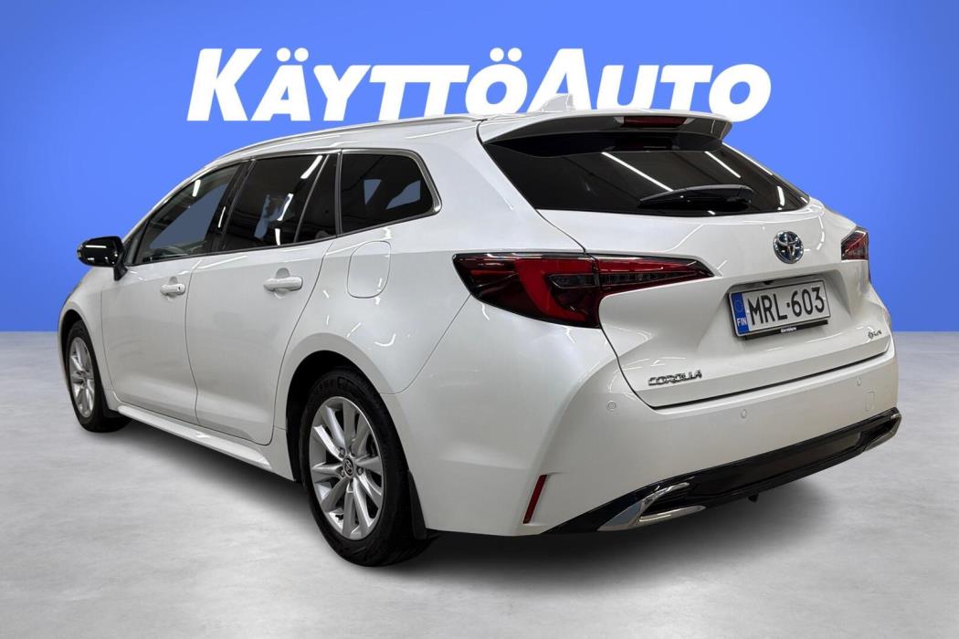TOYOTA Corolla 2025