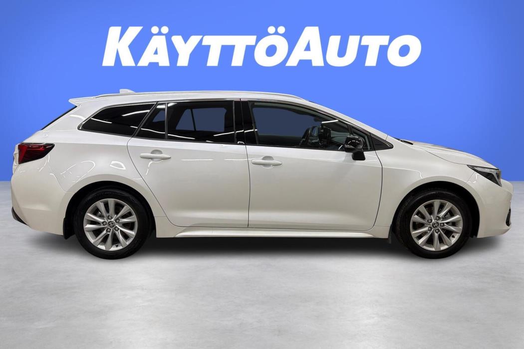 TOYOTA Corolla 2025