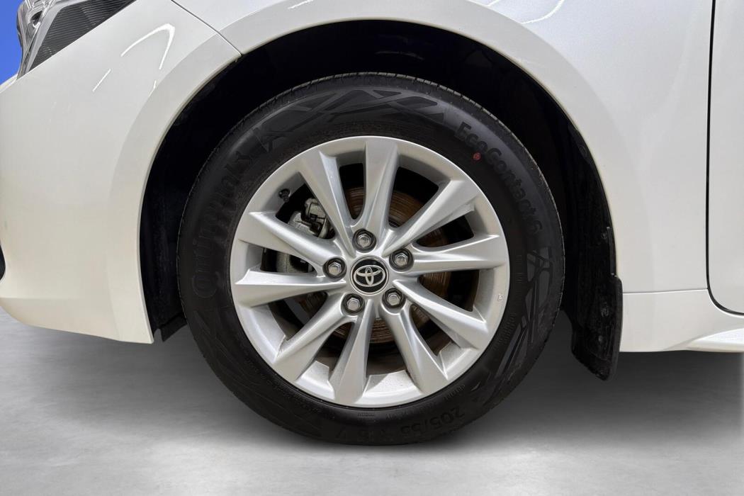 TOYOTA Corolla 2025