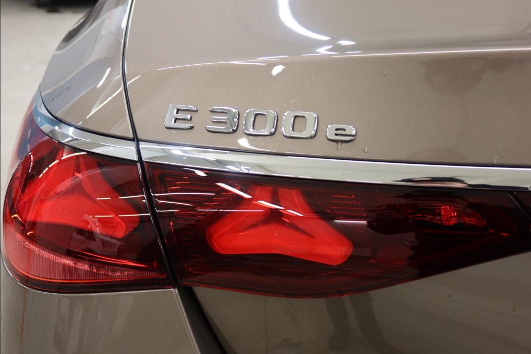 Mercedes-Benz E 2025