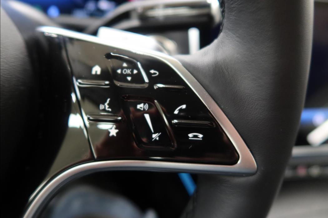 Mercedes-Benz E 2025