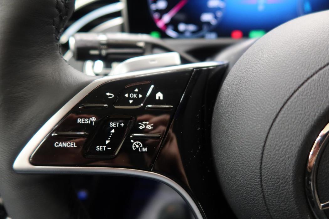 Mercedes-Benz E 2025