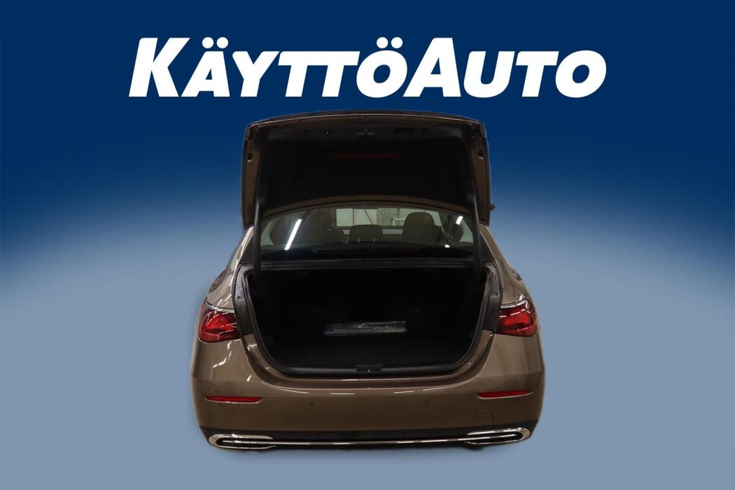 Mercedes-Benz E 2025