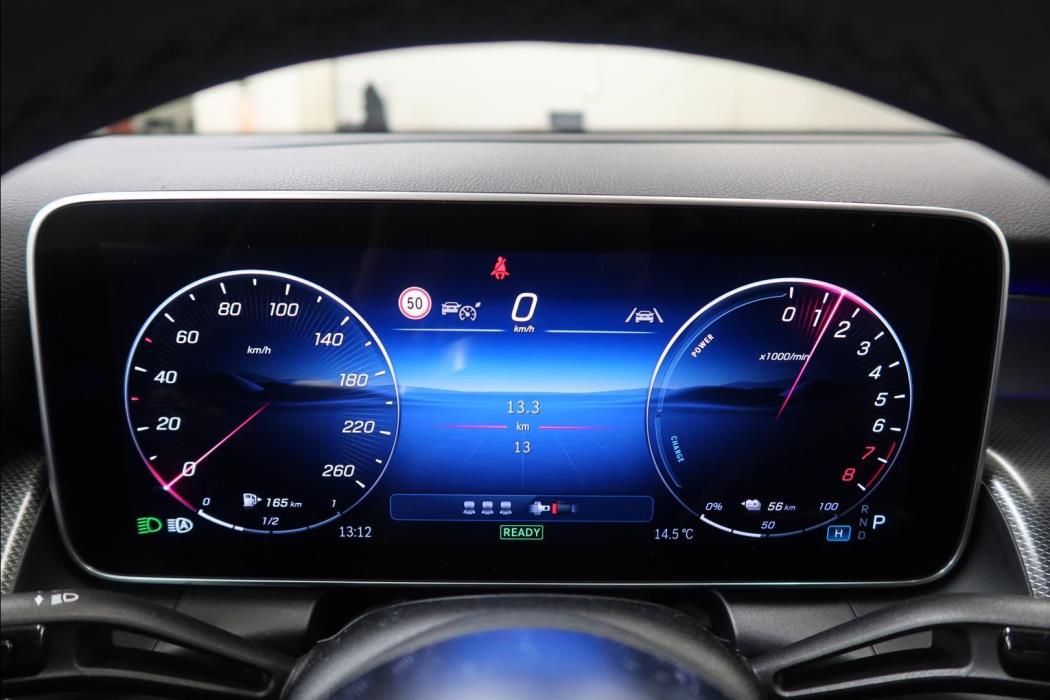 MERCEDES-BENZ GLC 2026