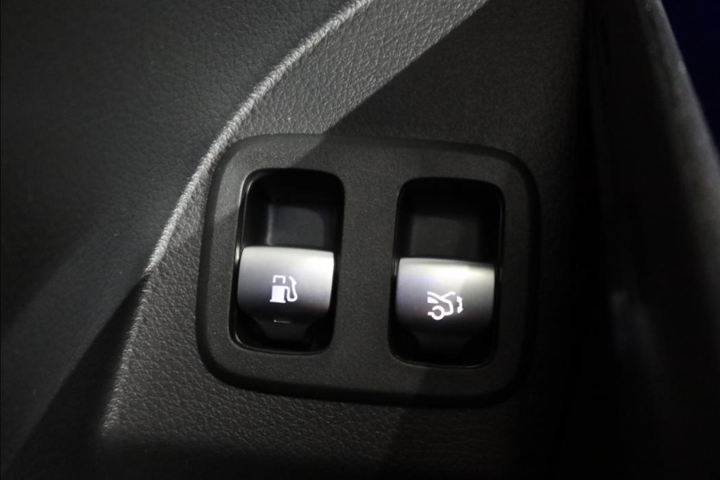 MERCEDES-BENZ GLC 2026