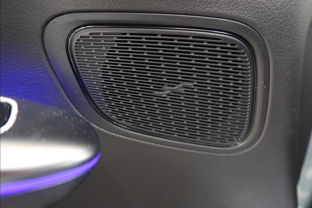 MERCEDES-BENZ GLC 2026