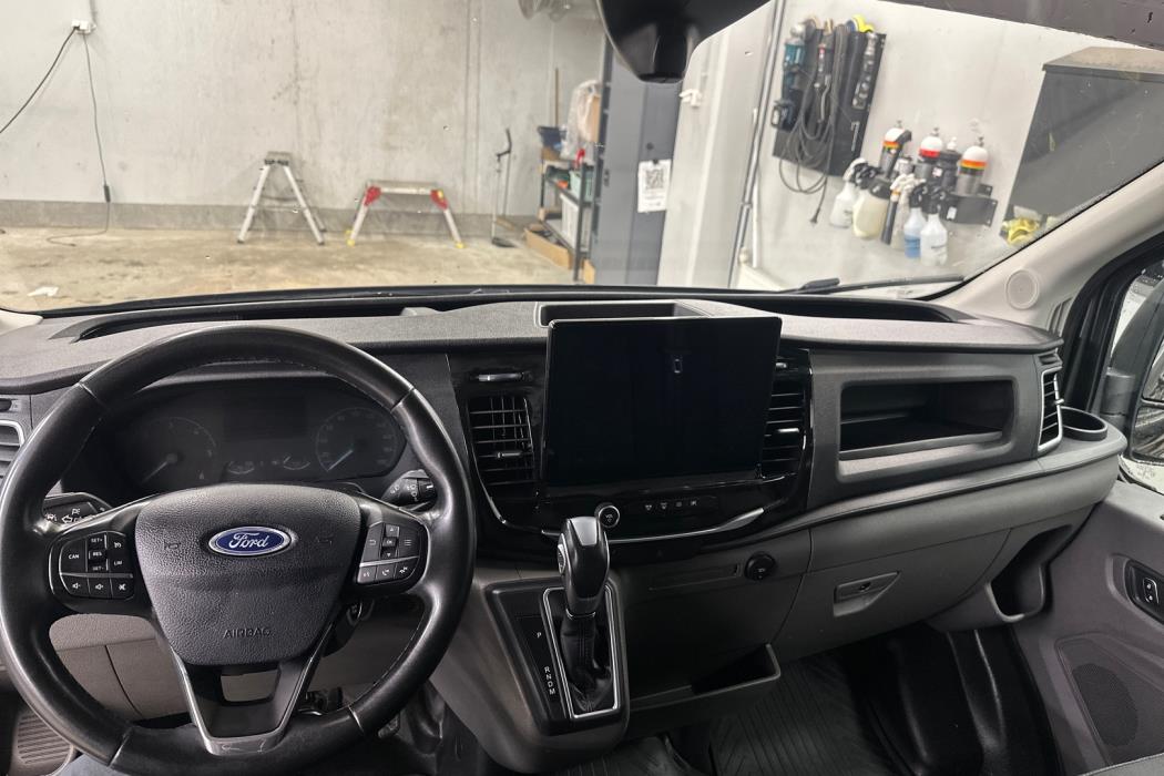FORD Transit 2023