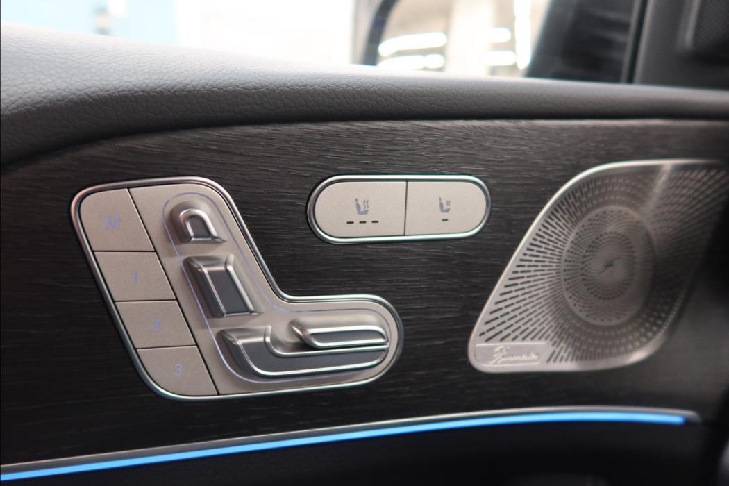 Mercedes-Benz GLE 2025