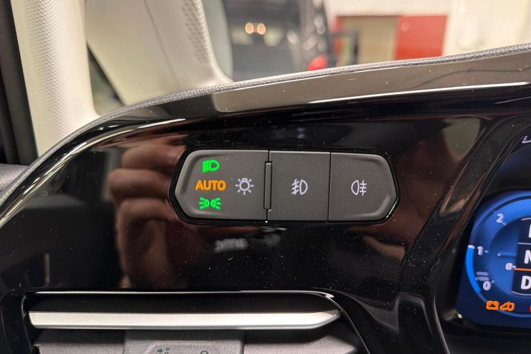 FORD TOURNEO CONNECT 2026