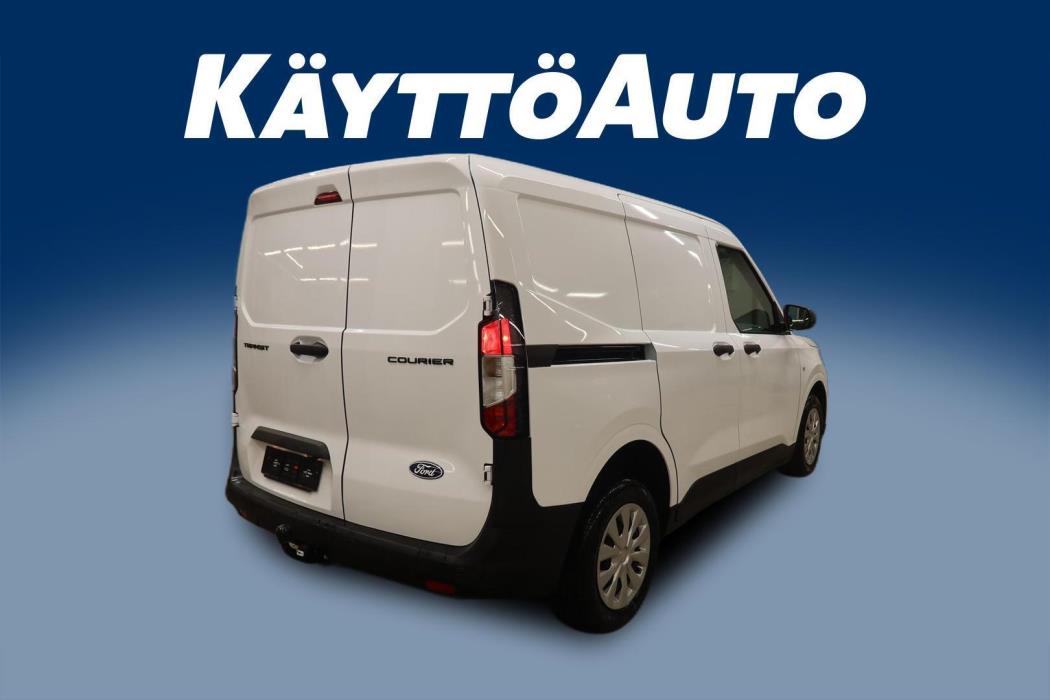 FORD TRANSIT COURIER 2026