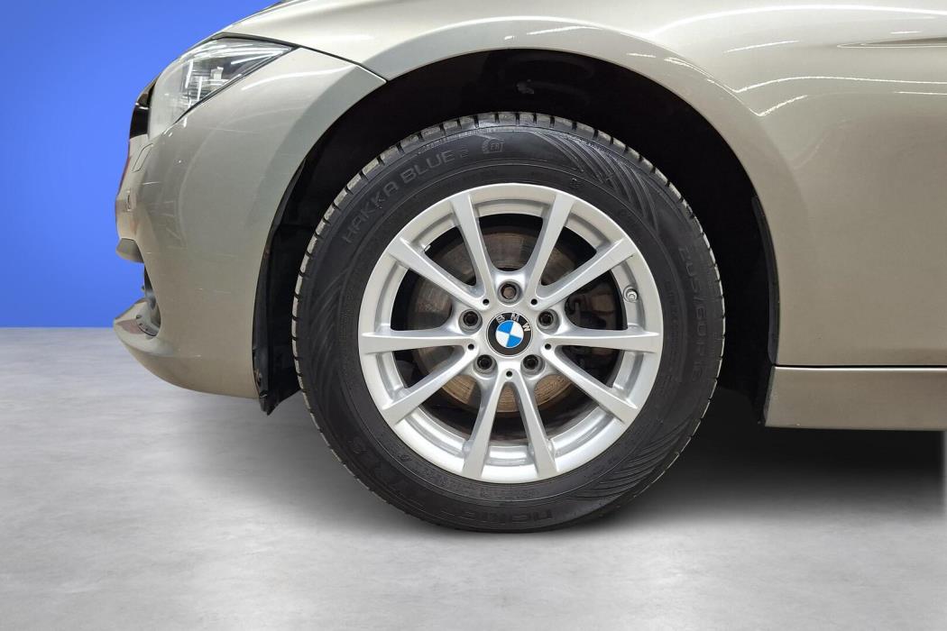 BMW 320 2017