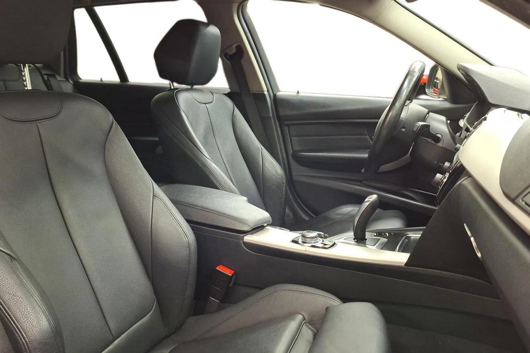 BMW 320 2017